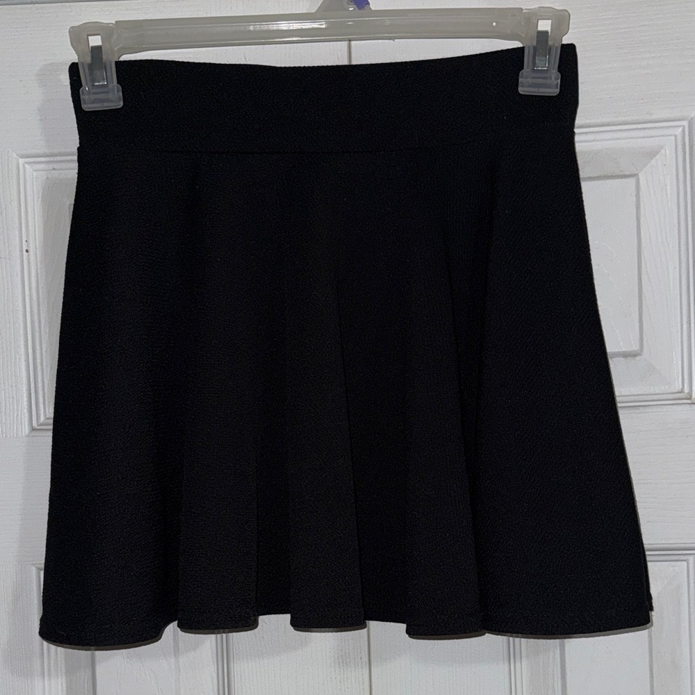 Black skater girl mini skirt medium